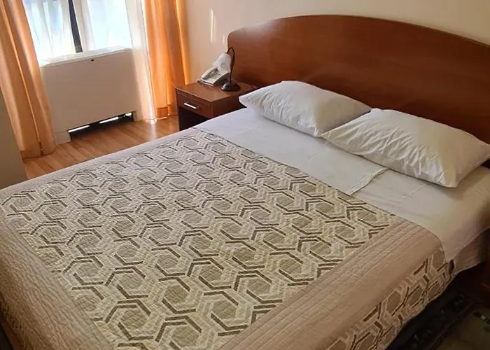 Astoria شقة فندقية *