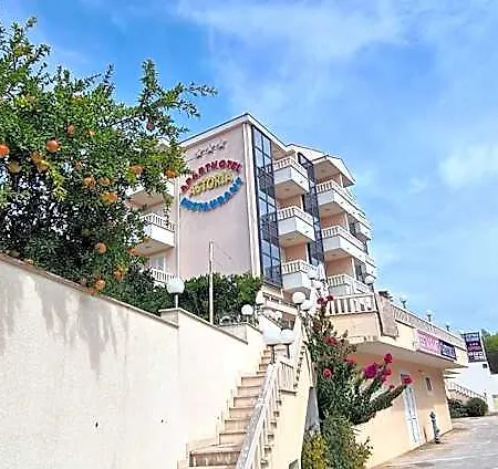 Astoria 4* Donji Seget